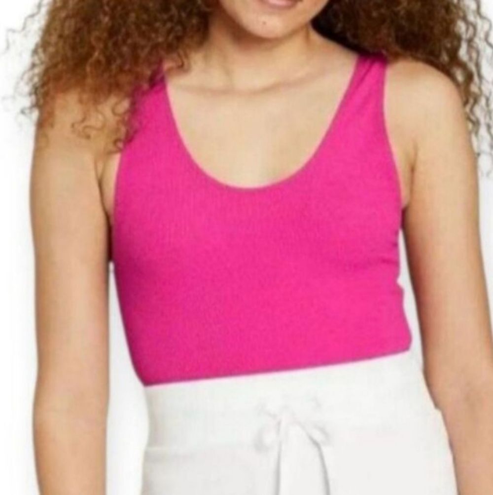Wild Fable Bright Pink Tank Bodysuit Sz.L EUC.